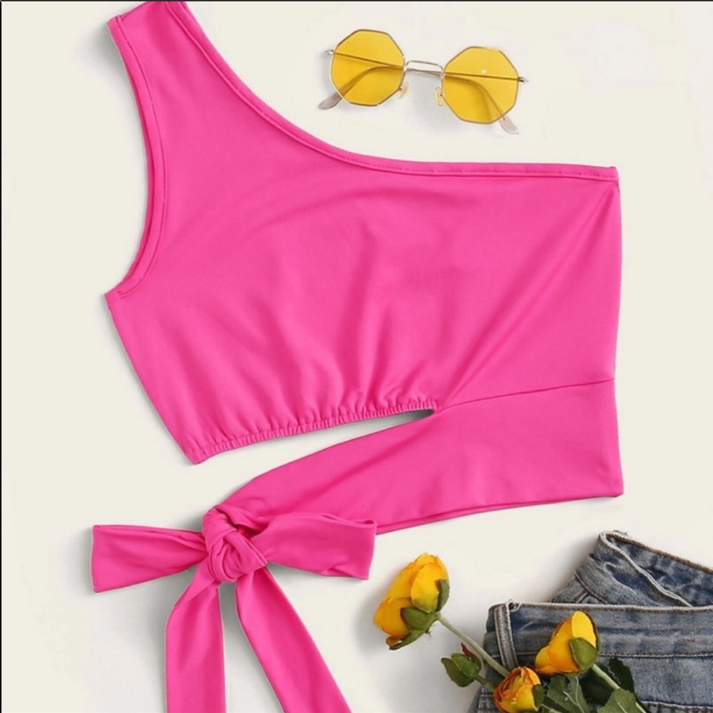 pink one shoulder crop top